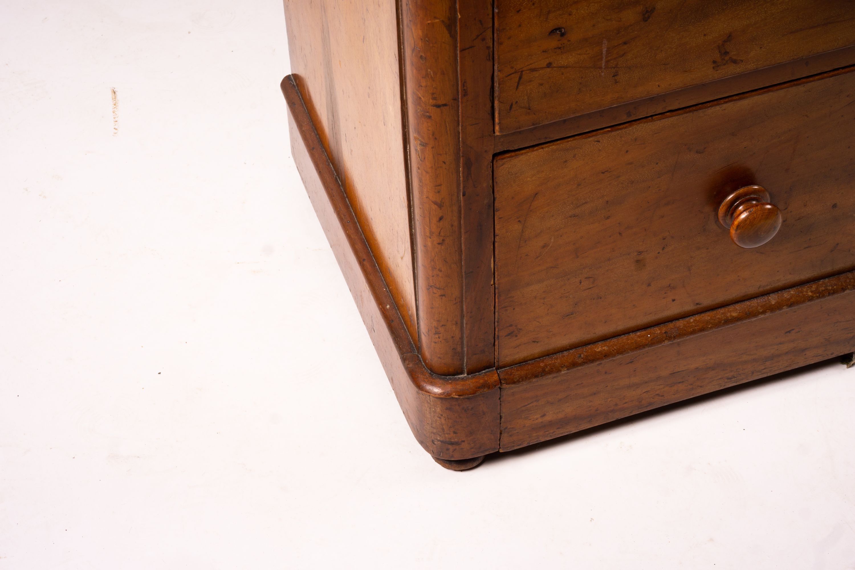 A Victorian mahogany chest, width 112cm, depth 51cm, height 112cm